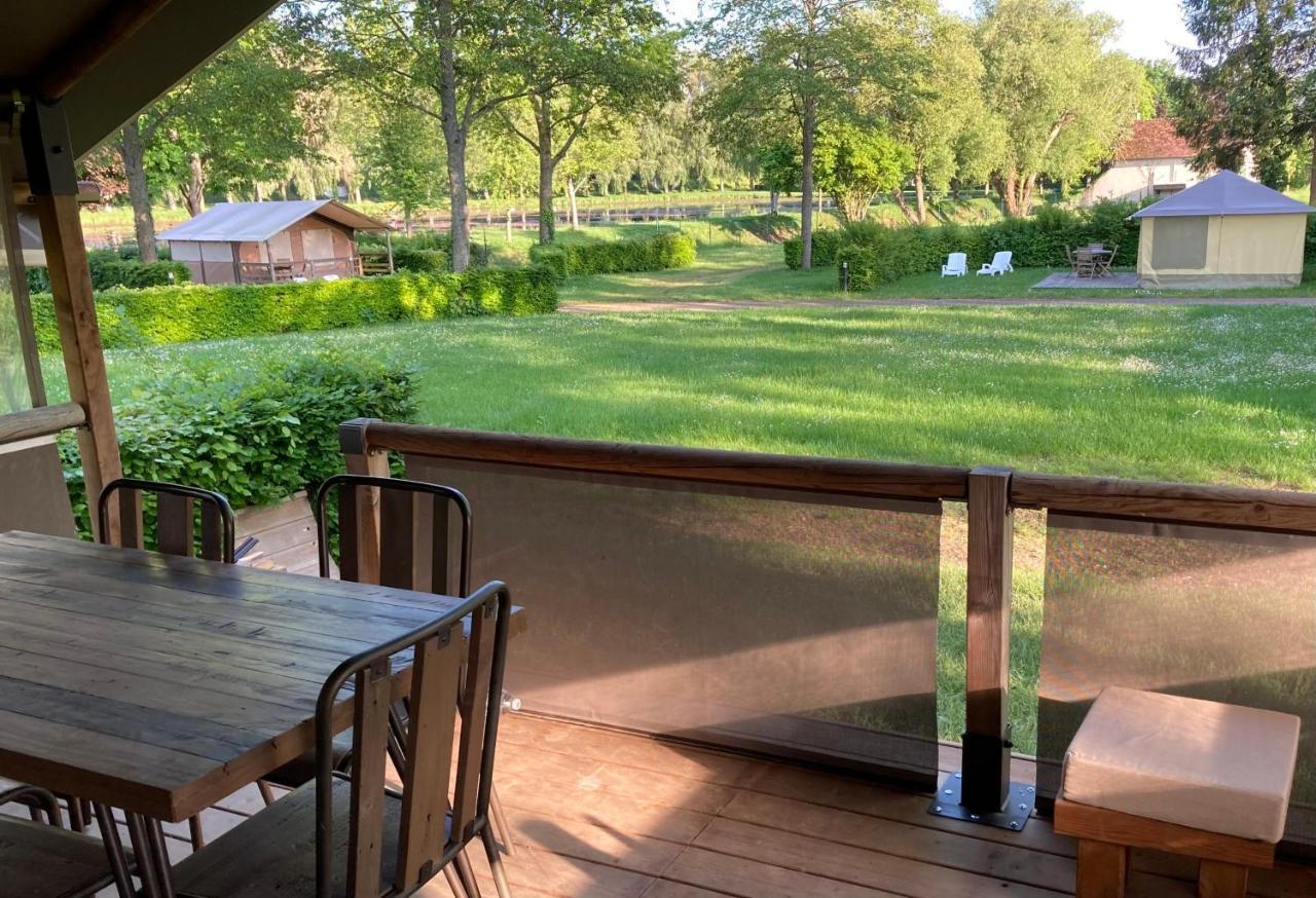 Camping Les Portes Du Perche Mamers Екстериор снимка