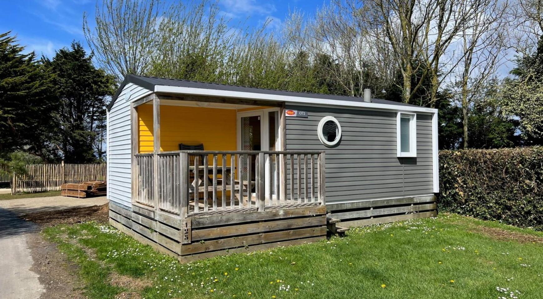 Camping Les Portes Du Perche Mamers Екстериор снимка